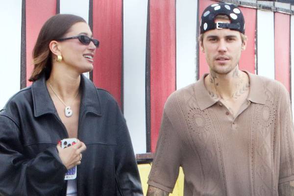 Check out the "priceless" blinged-out anniversary gift Justin Bieber's wife got for him