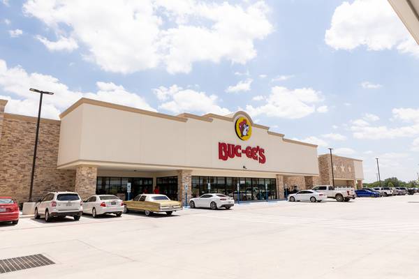 Buc-ee’s starts construction on largest GA location, sets tentative opening day