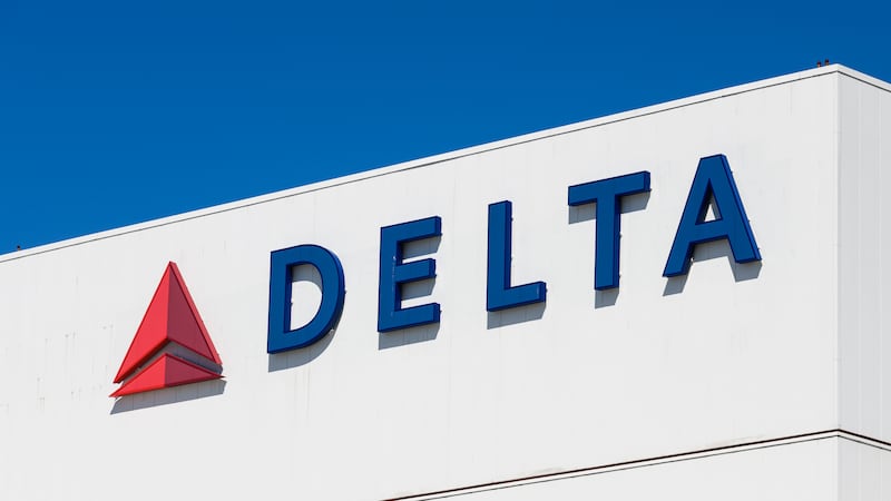 Delta Airlines highlighting acts of kindness with giveaways during holiday season